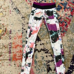 Size 4 Lululemon leggings
